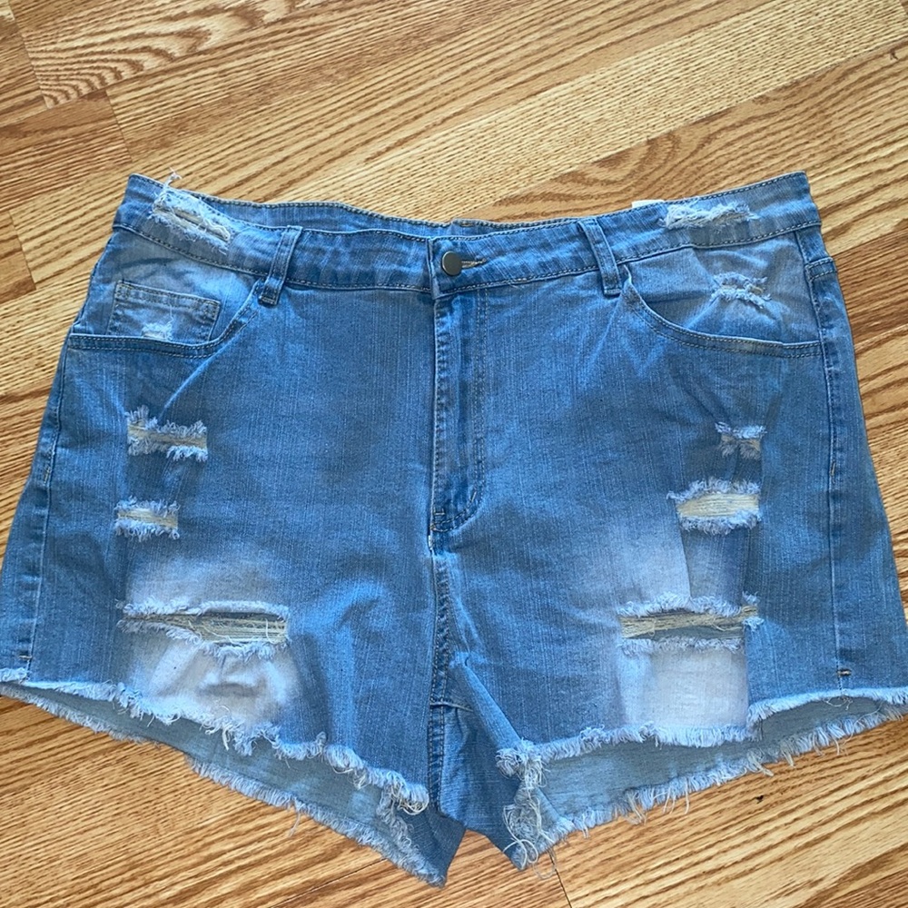 SHEIN curve jean shorts 4X